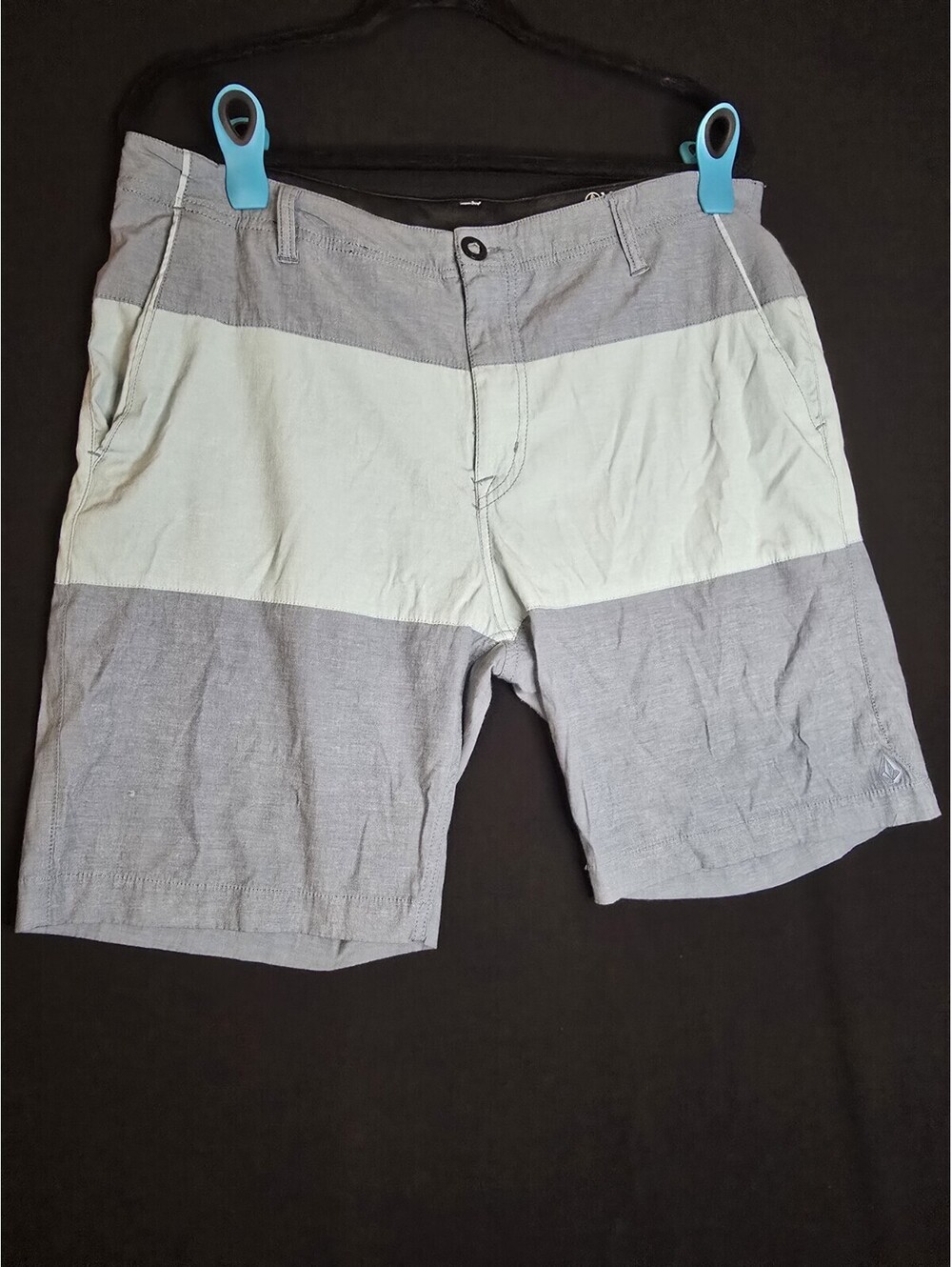 Volcom Men 34 Gray Stripe Surf & Turf Hybrid Shorts 2-Way Stretch Skater Beach